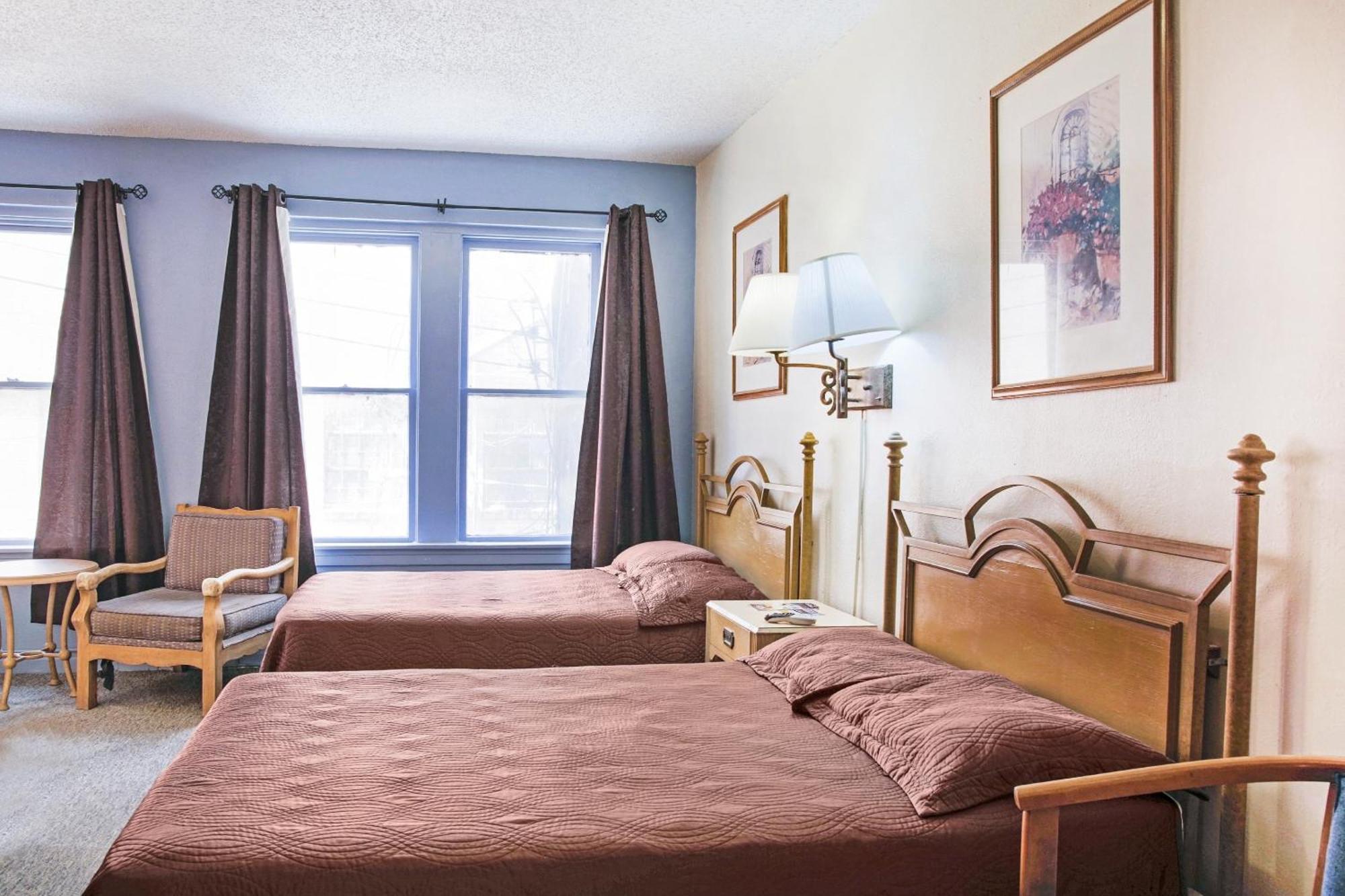 Oyo Historic Cameron Hotel Brownsville I-69E Екстер'єр фото