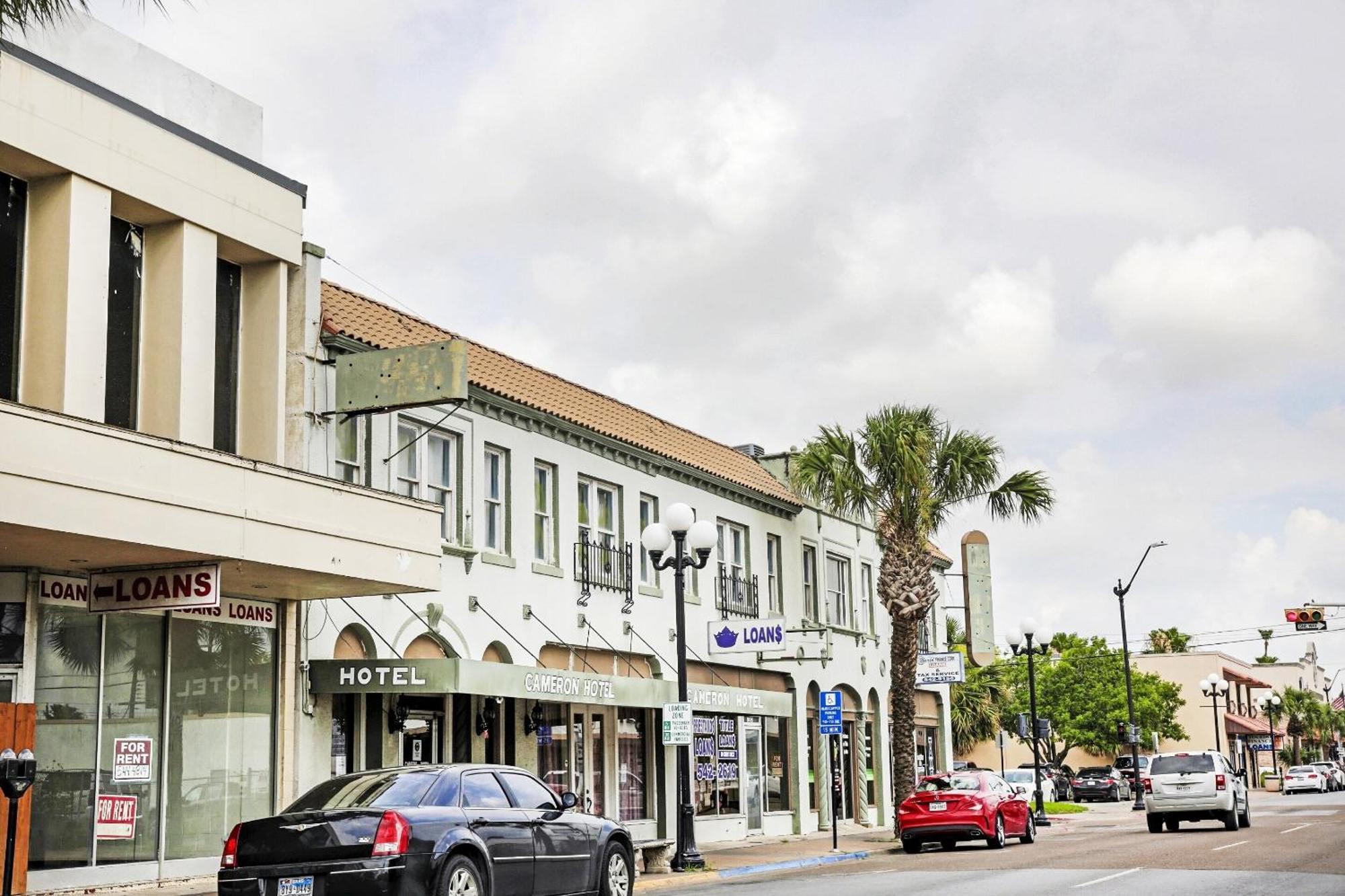 Oyo Historic Cameron Hotel Brownsville I-69E Екстер'єр фото