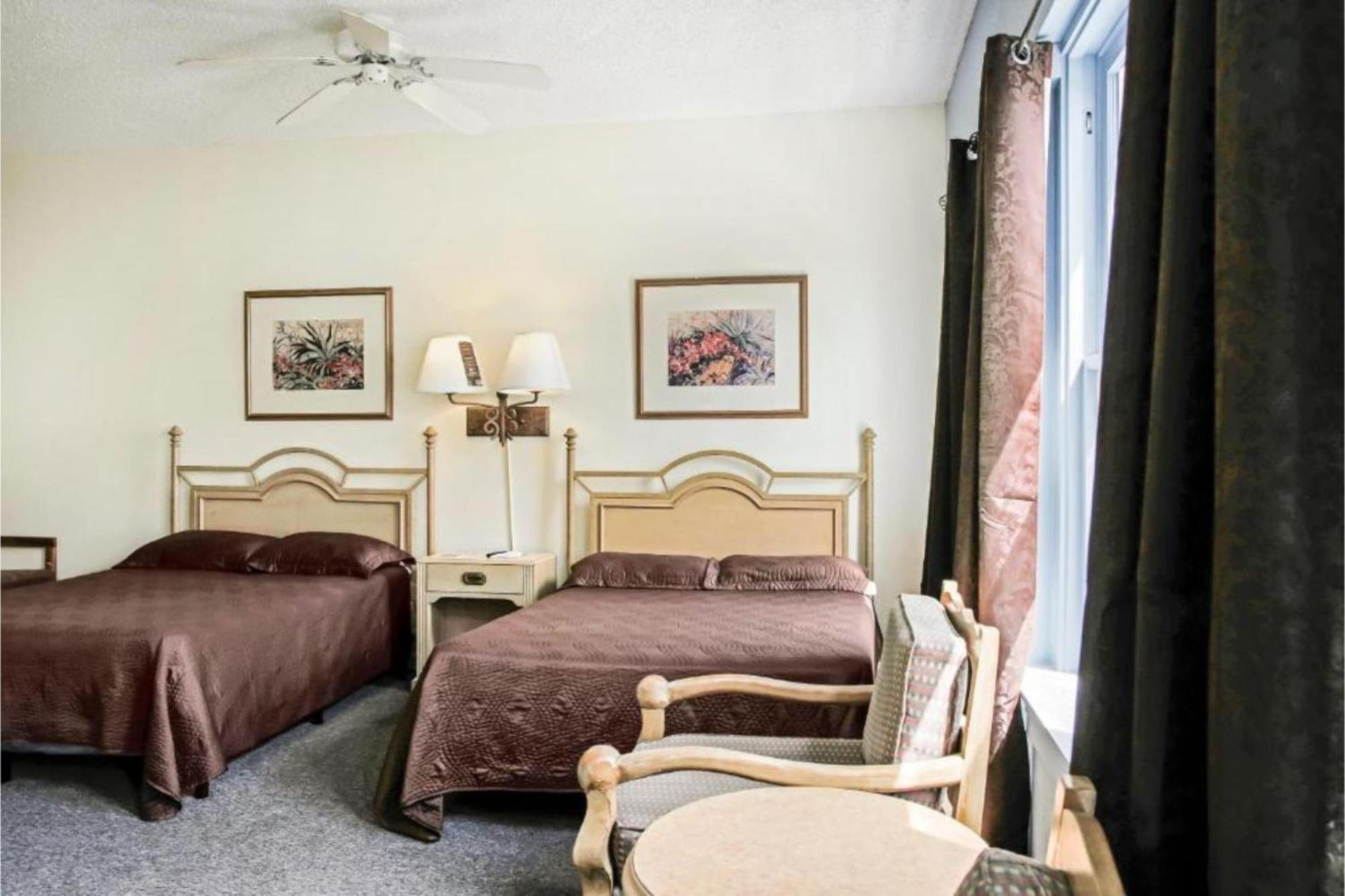 Oyo Historic Cameron Hotel Brownsville I-69E Екстер'єр фото