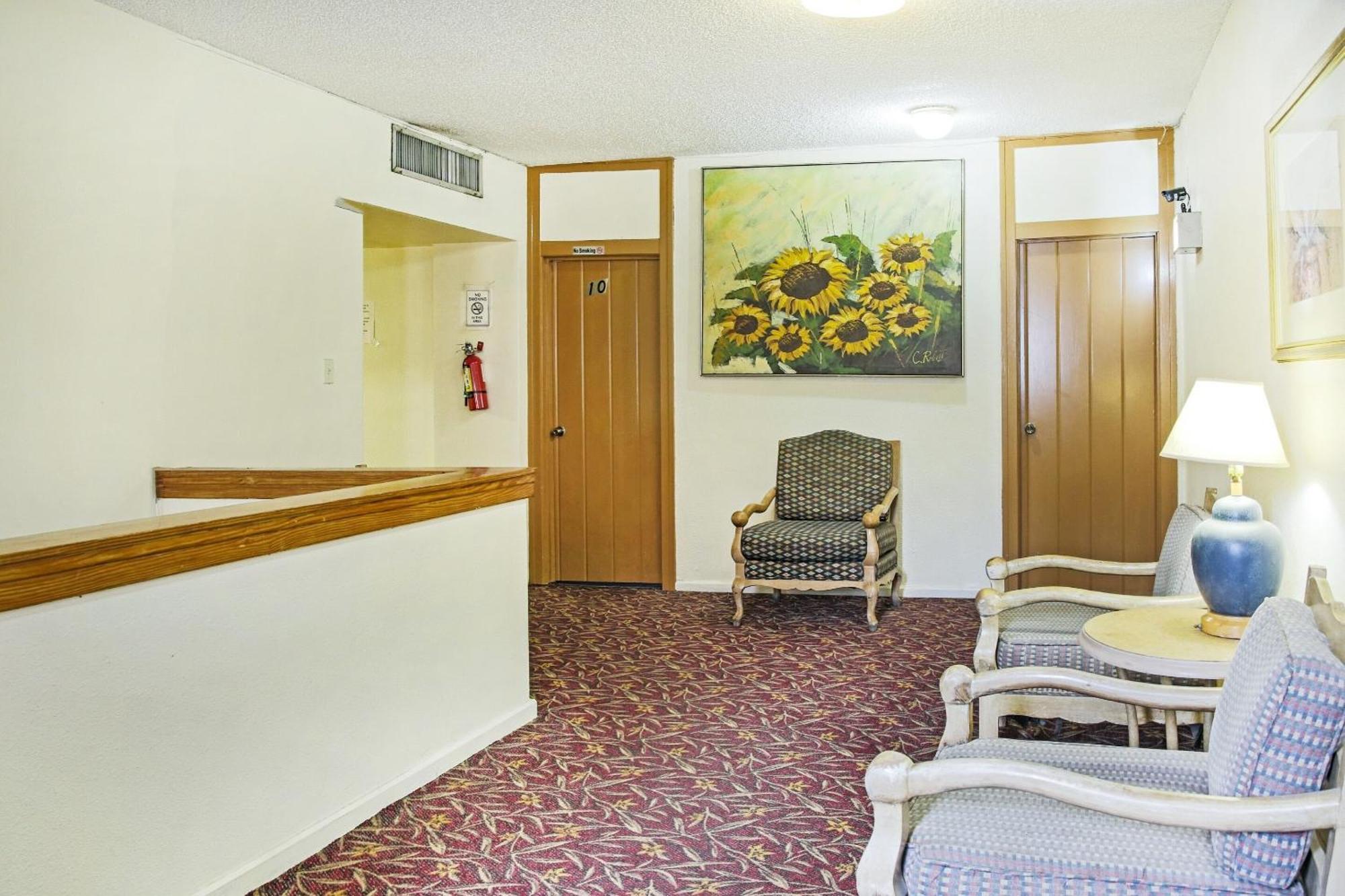Oyo Historic Cameron Hotel Brownsville I-69E Екстер'єр фото