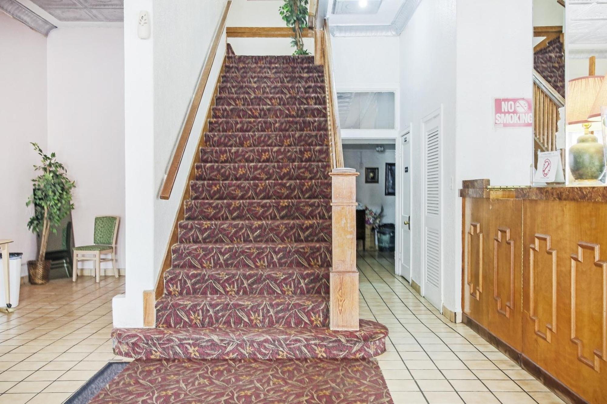 Oyo Historic Cameron Hotel Brownsville I-69E Екстер'єр фото