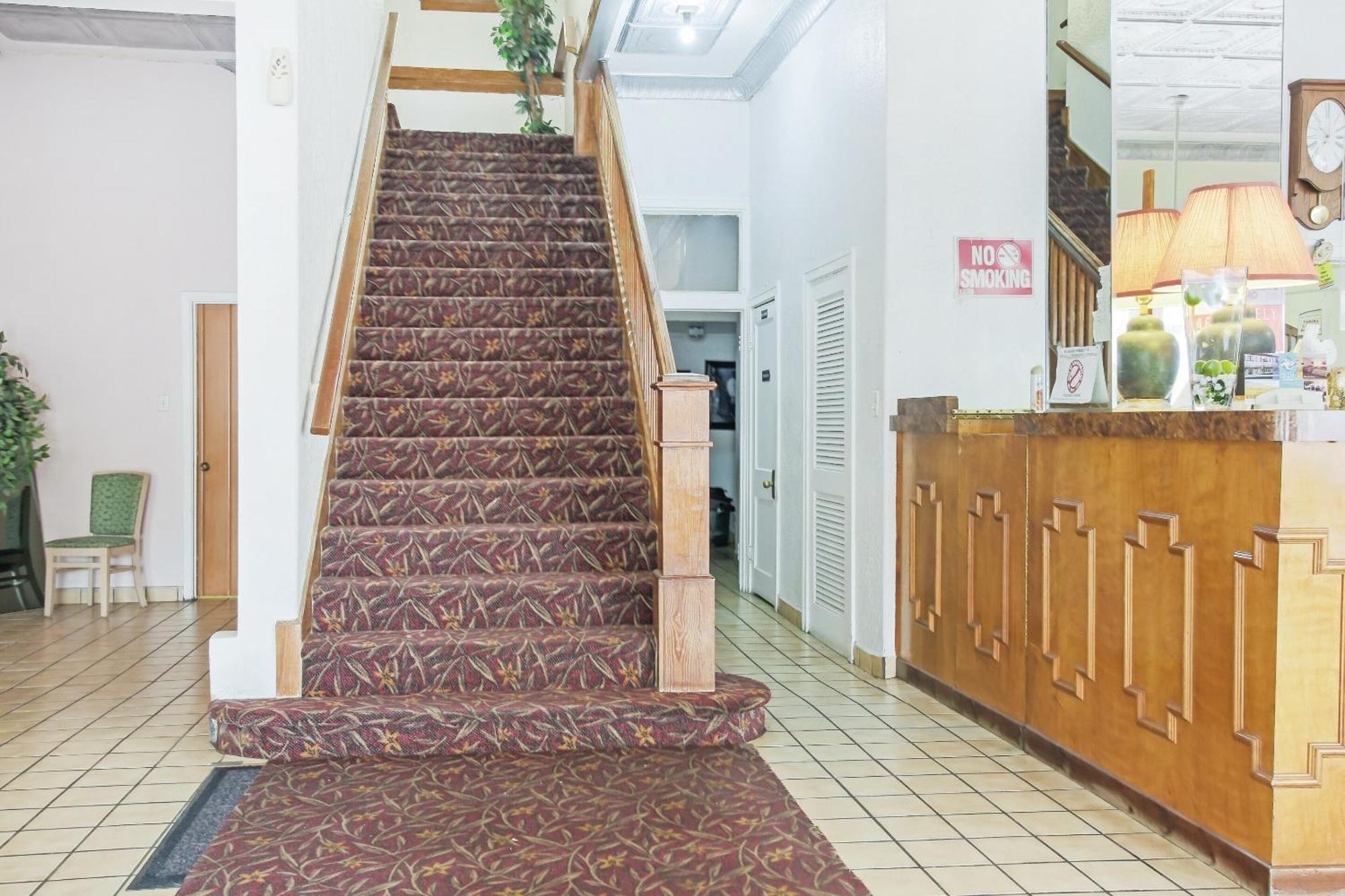 Oyo Historic Cameron Hotel Brownsville I-69E Екстер'єр фото